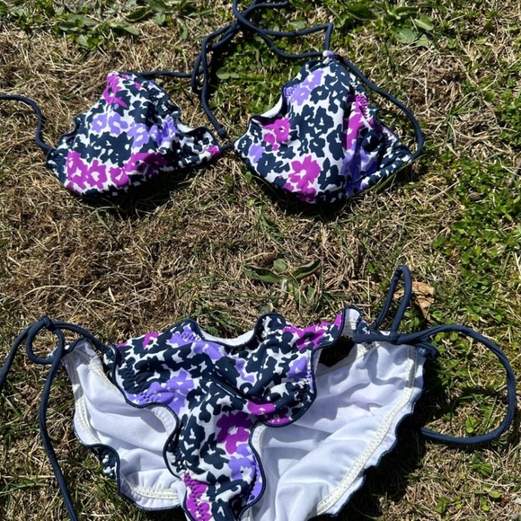 Floral Bikini Set in Purple and Black - Picture 1 of 2
